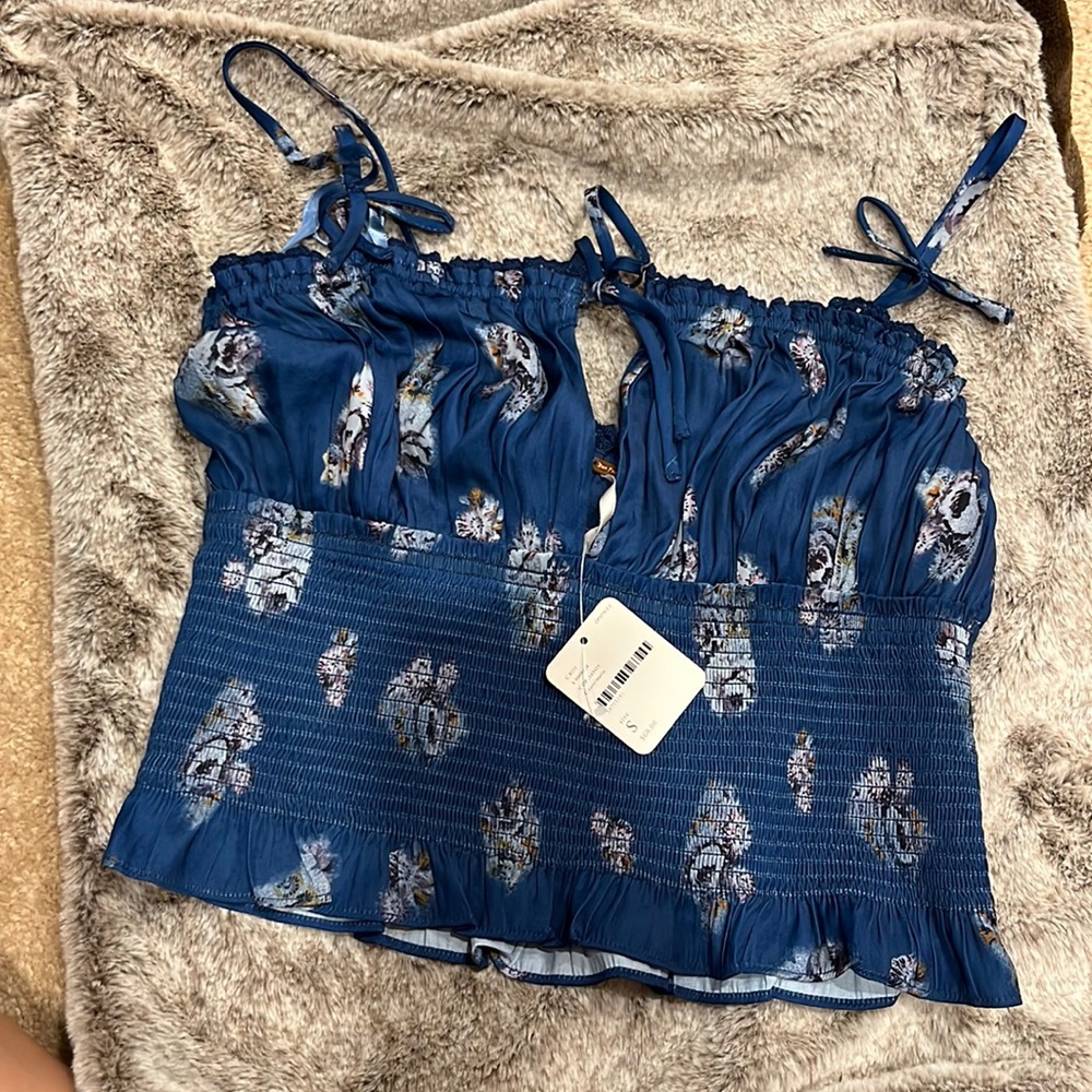 Free people keyhole tank